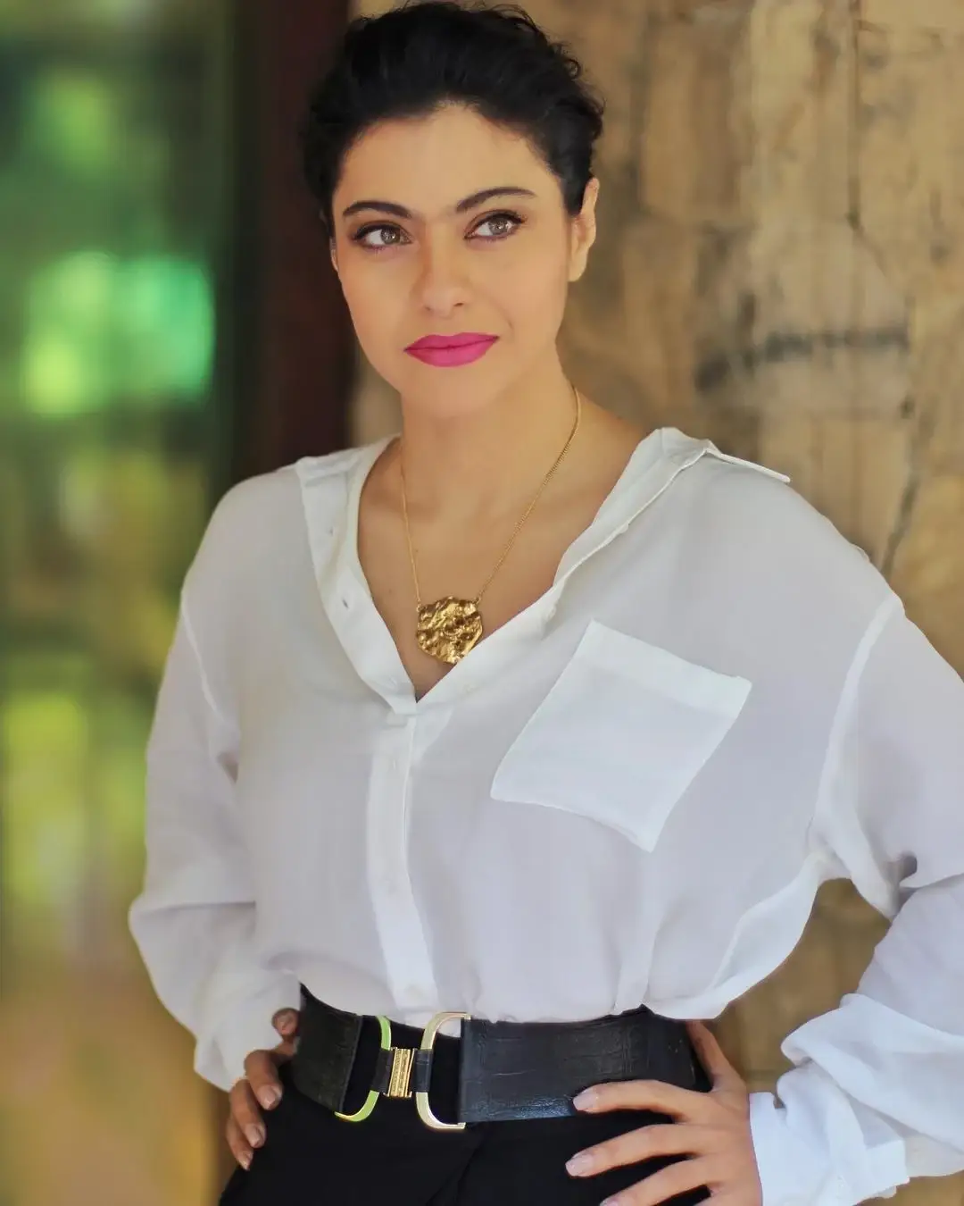 INDIA S RICHEST WOMEN KAJOL DEVGN IMAGES IN TRADITIONAL WHITE TOP 2